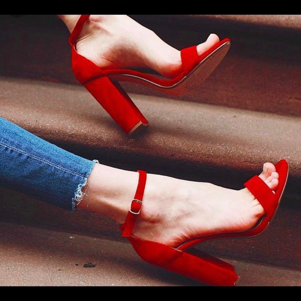 RED Steve Madden Carrson Heeled Sandal - SIZE 7